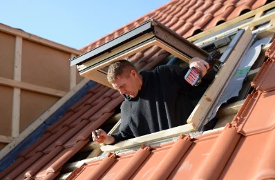 Pose de fenêtres de toit Velux à Montsec